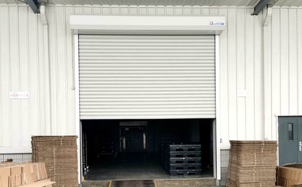 提升門比卷簾門有哪些優點?插圖1 提升門比卷簾門有哪些優點?插圖1